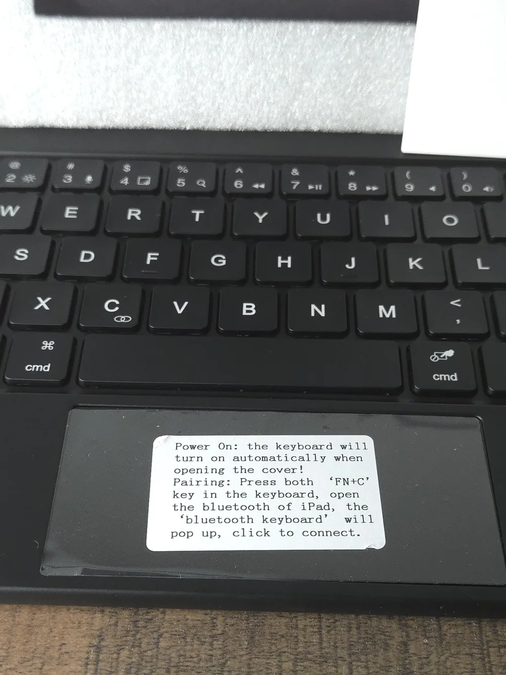 Floating Magnetic Keyboard Case for iPad Pro 11 / iPad Air 4/5 - Trackpad & Back